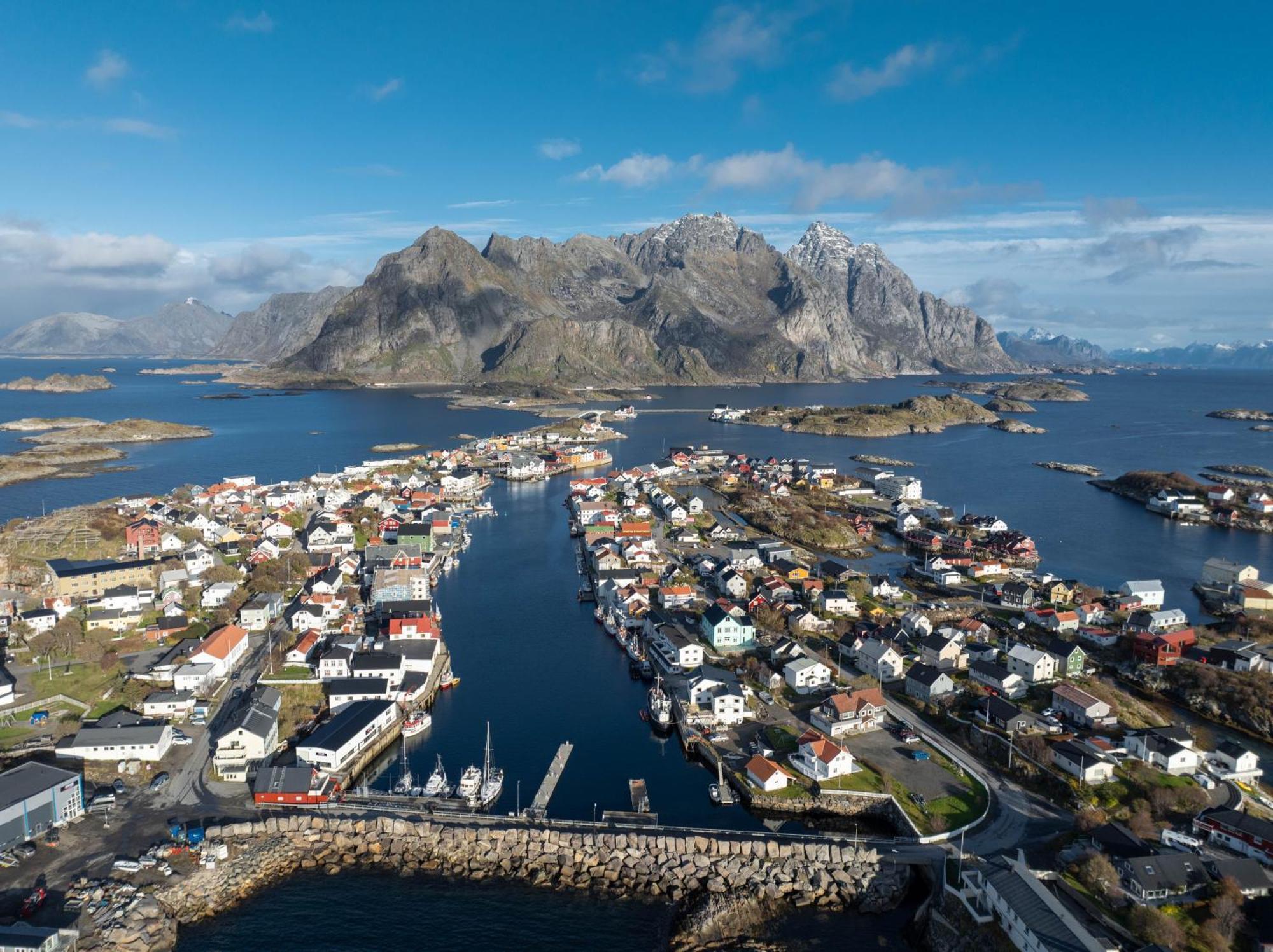 New And Modern Apartment In Henningsvær Exterior photo